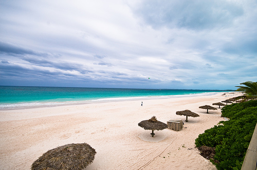 bahamas-eleuthera-pink-sand